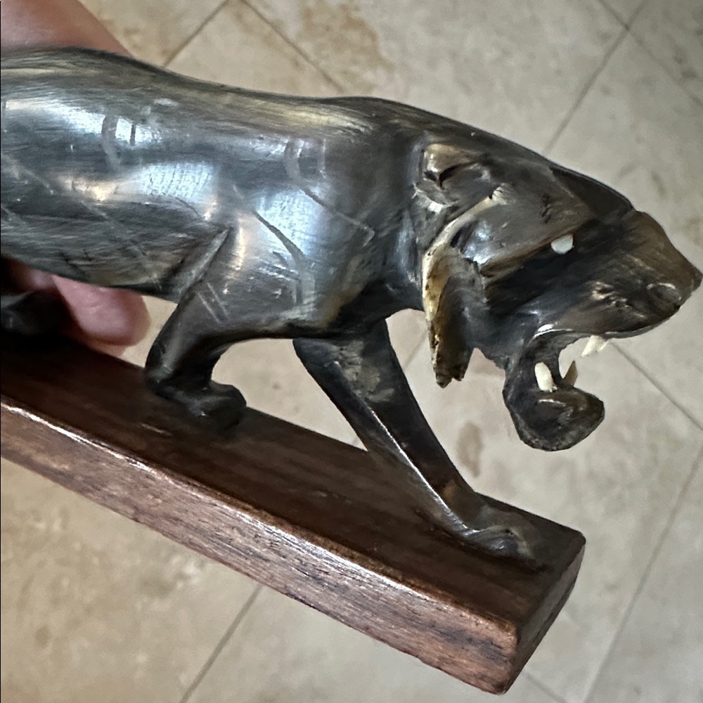 Vintage Carved Buffalo Horn Panther Sculpture - Picture 3 of 3